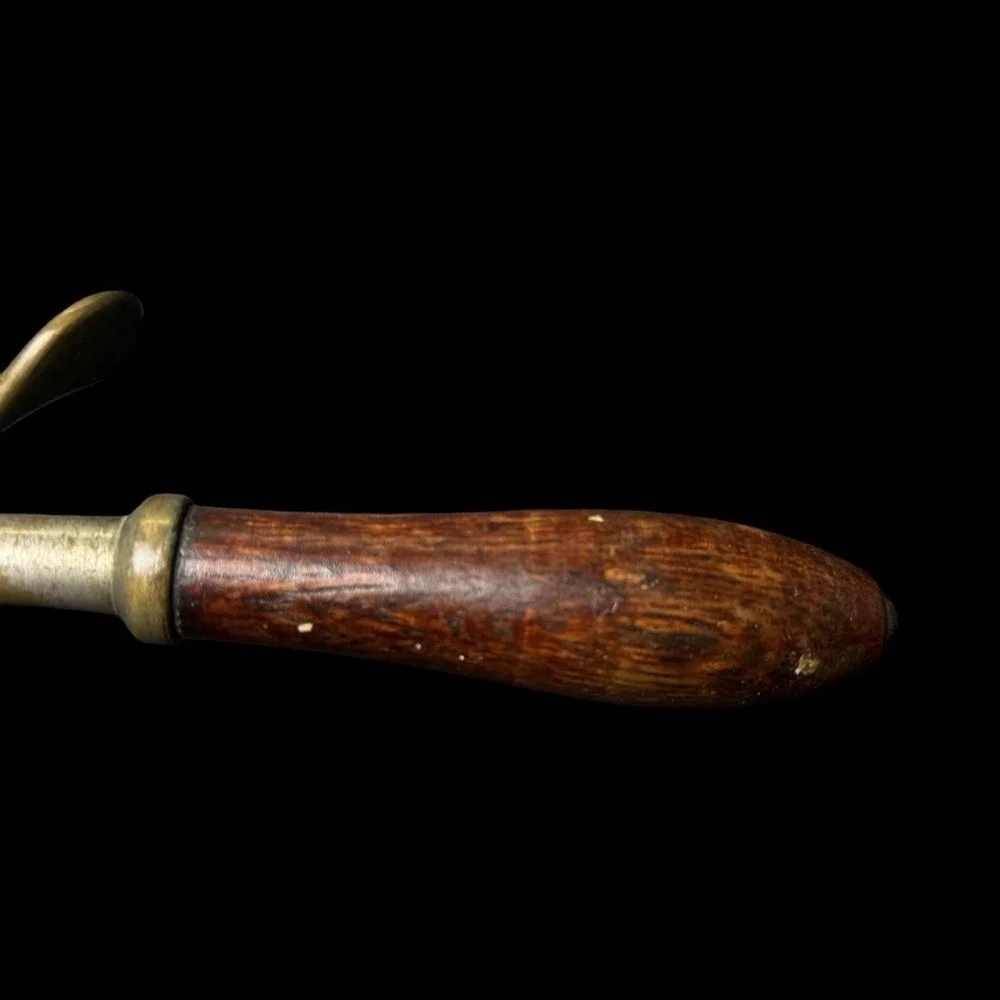 Antique H.M. Noyes Ice Cream Scoop Sz 16 Wood Handle Spring-Loaded